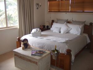 Ayr Bed and Breakfast on McIntyre - Accommodation Port Macquarie